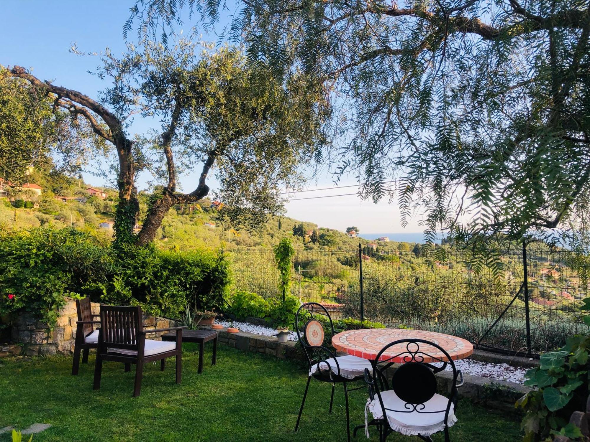 Le Jardin Sur Mer Avec Bike Et Mtb Tour Hotel Imperia Exterior photo